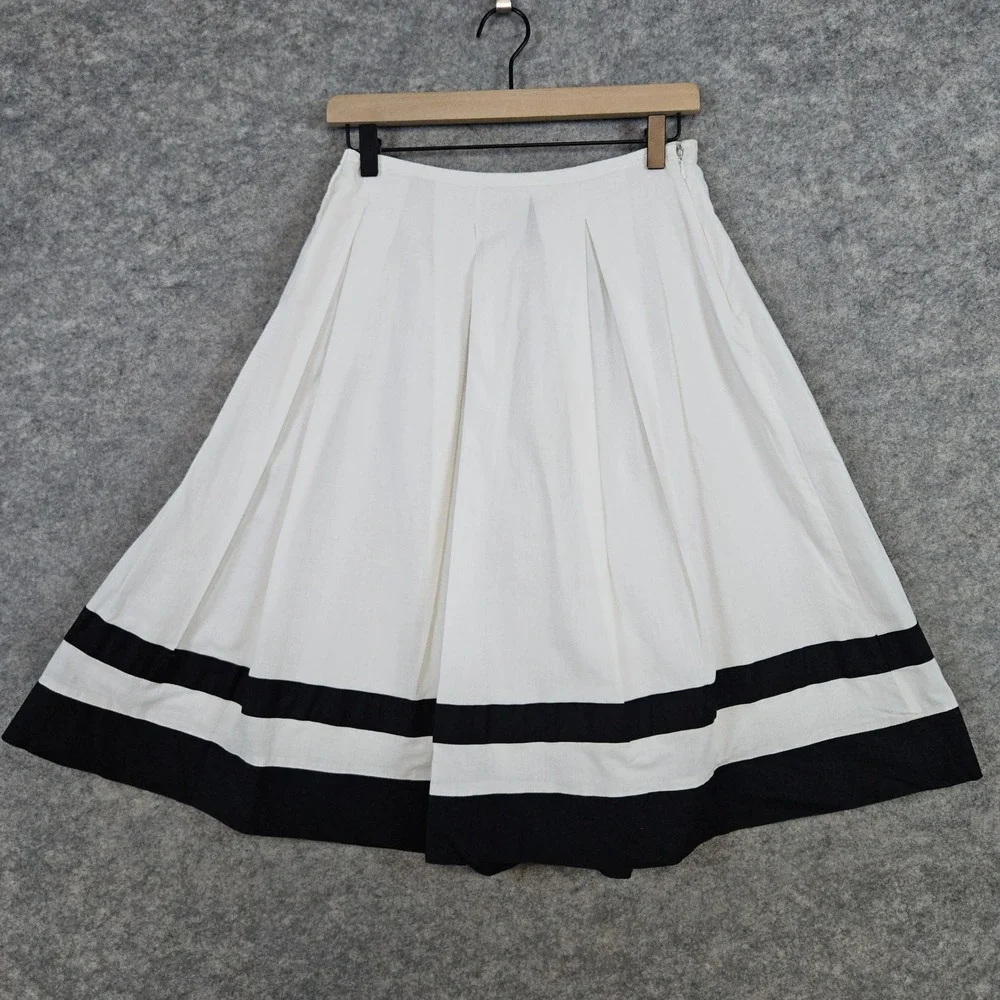 Robbie Bee White‎ Black Stripes Full Pleated Cotton Skirt Women's Size 8 SPOTS